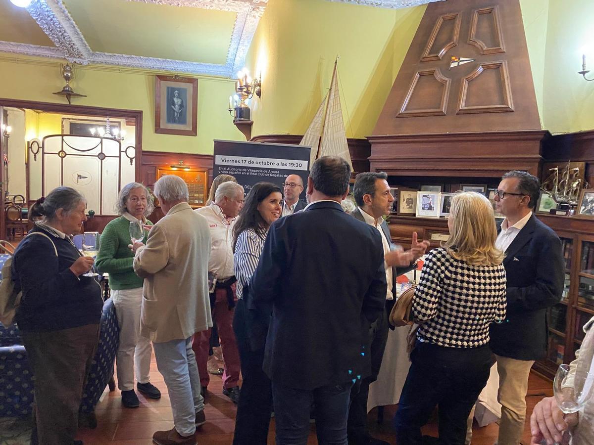 El aperitivo ofrecido en la sede del club.