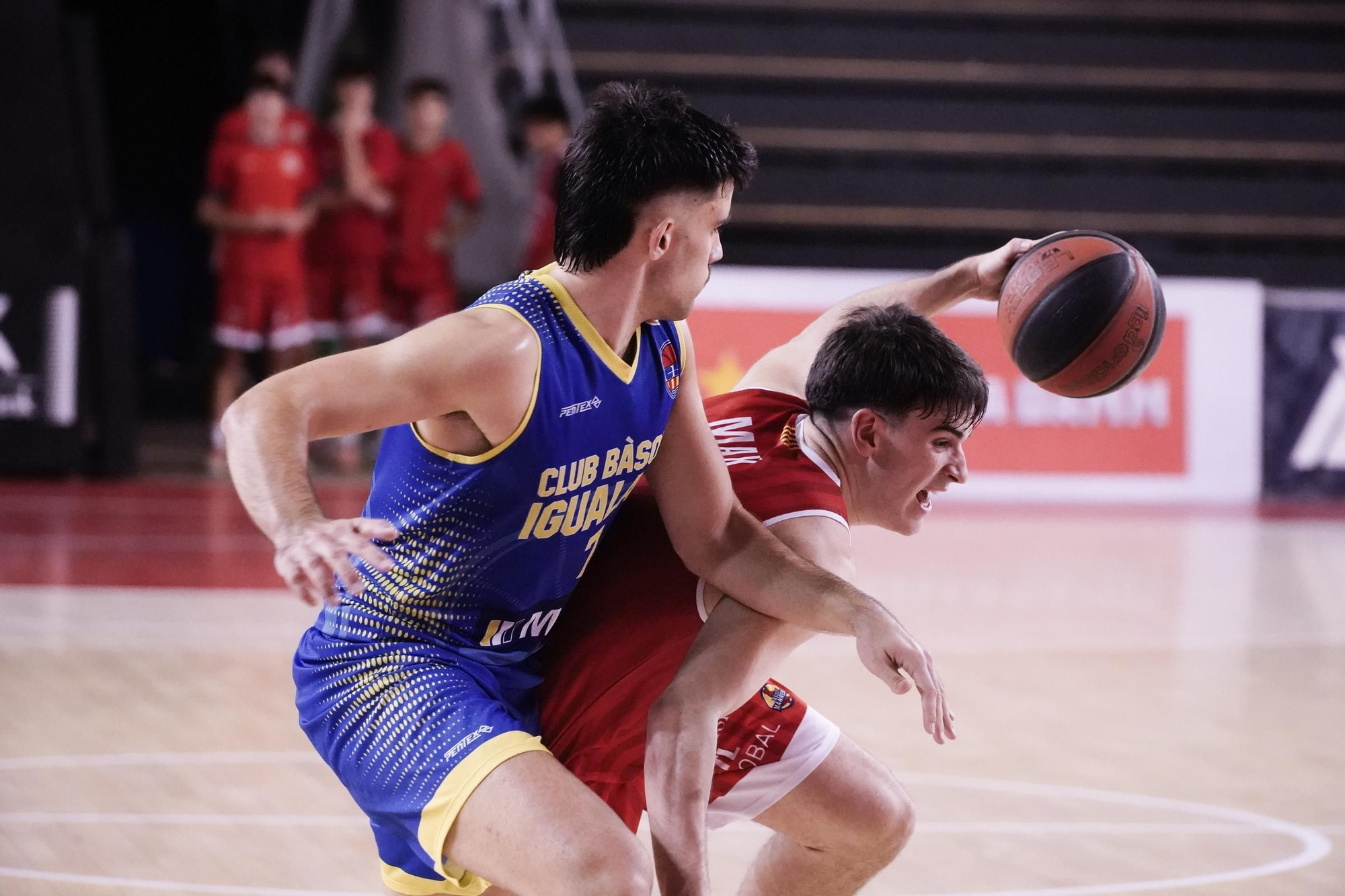 Totes les imatges del Bàsquet Manresa B - Cadí