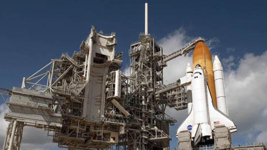 La NASA lanza con éxito el Endeavour