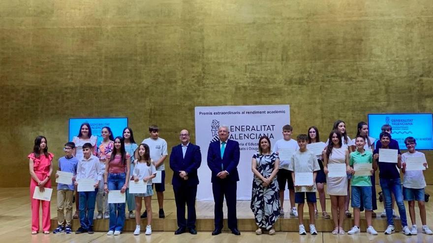 Educación premia la excelencia académica de 505 estudiantes de Primaria de la provincia de Alicante durante el curso escolar 2022-23
