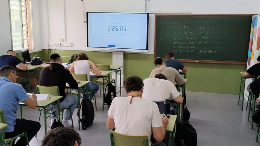 Más de 1.300 jóvenes de la Región se presentan a las pruebas de acceso a FP