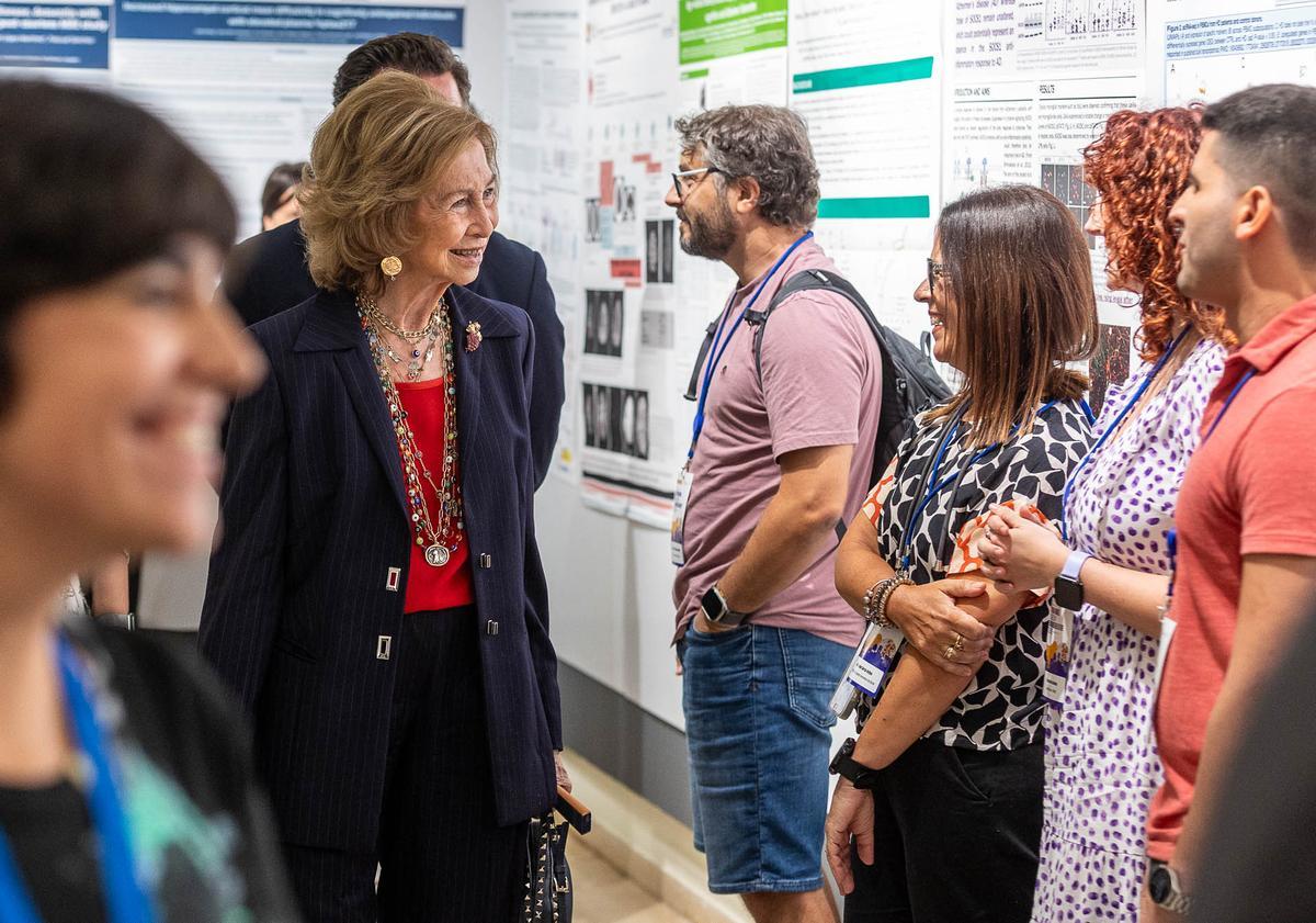 Las imágenes de la visita de la Reina Sofía a Elche