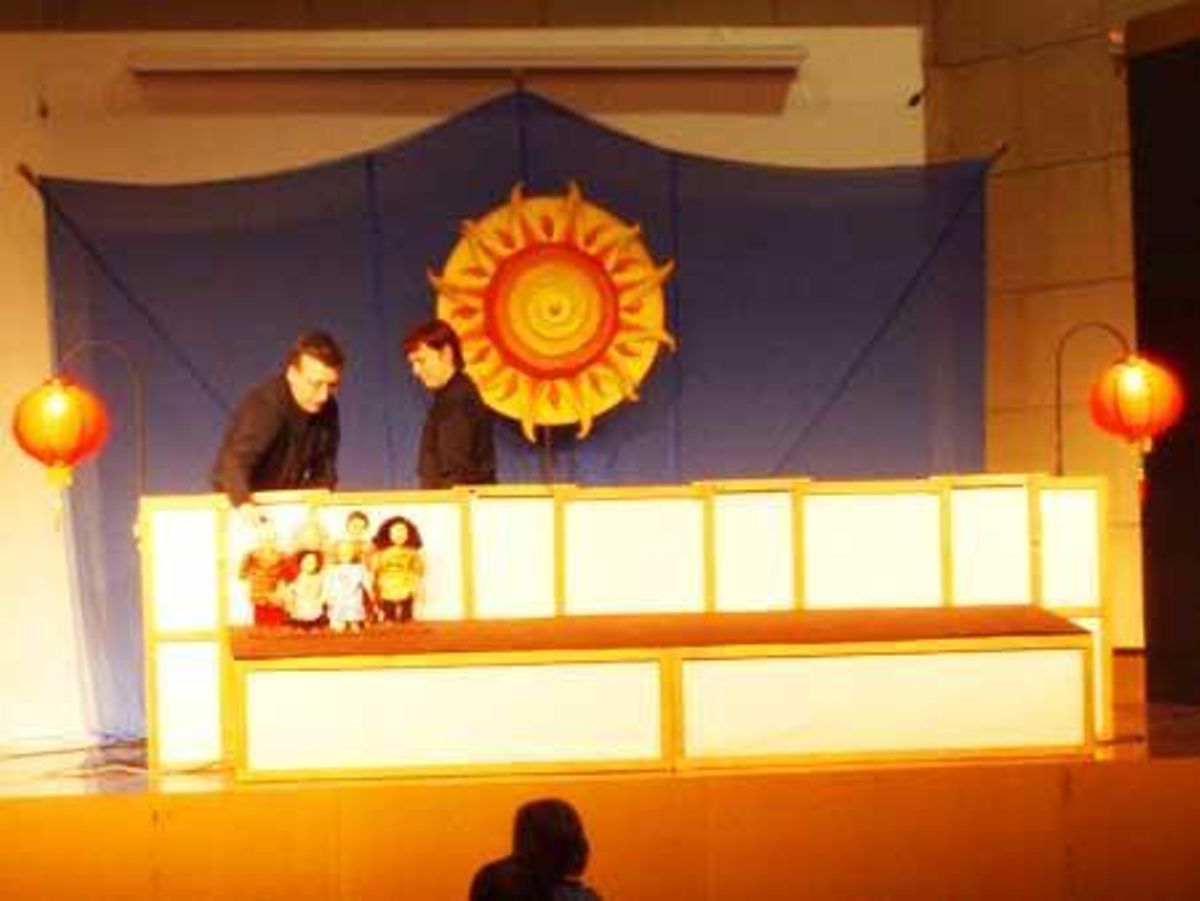 Marionetas pedagógicas en el auditorio de Sant Antoni