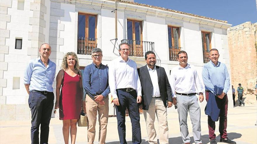 Peñíscola inaugura el faro para aunar más atractivos turísticos