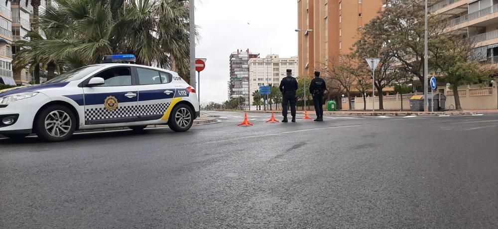 Reparto de mascarillas en Alicante