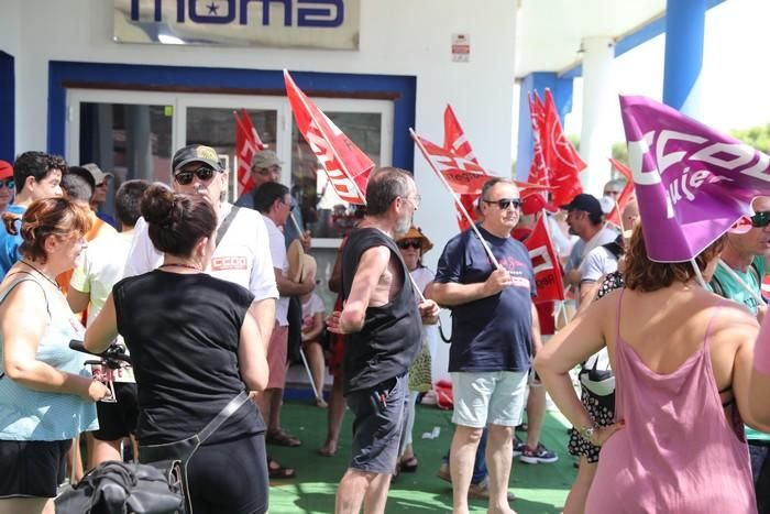 Protesta del sector de la hostelería en La Manga