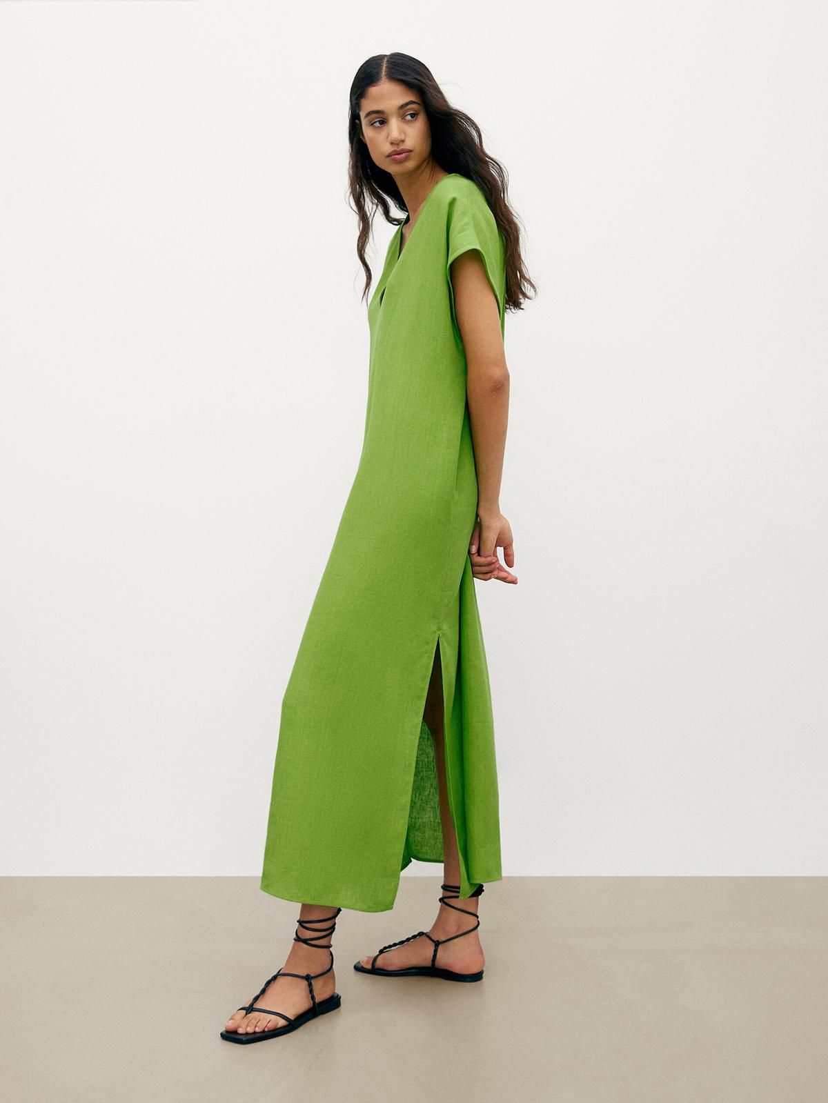 Túnica verde de lino, de Massimo Dutti