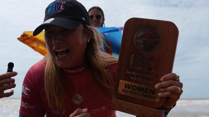 Alexandra Rinder is a three-time world champion in bodyboarding!