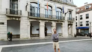 El fotógrafo de las estrellas reside en Pola de Siero: "Javier Bardem es buen tío, pero impone mucho"