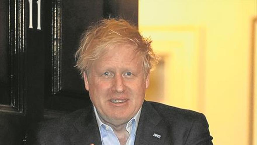 Boris Johnson ingresa en el hospital por coronavirus