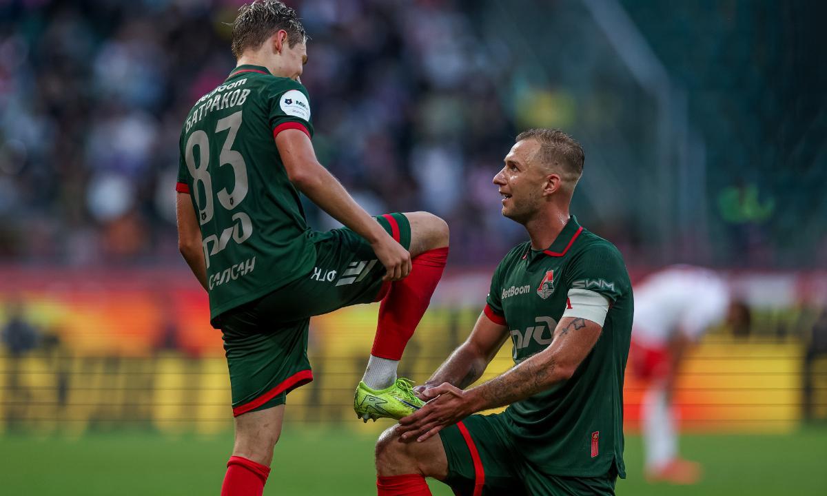 El capitán Dmitri Barinov se rinde ante Batrakov