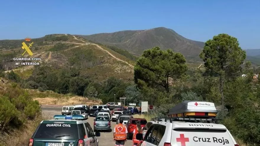 Vídeo | Dispositivo de la Guardia Civil en el incendio de Las Hurdes
