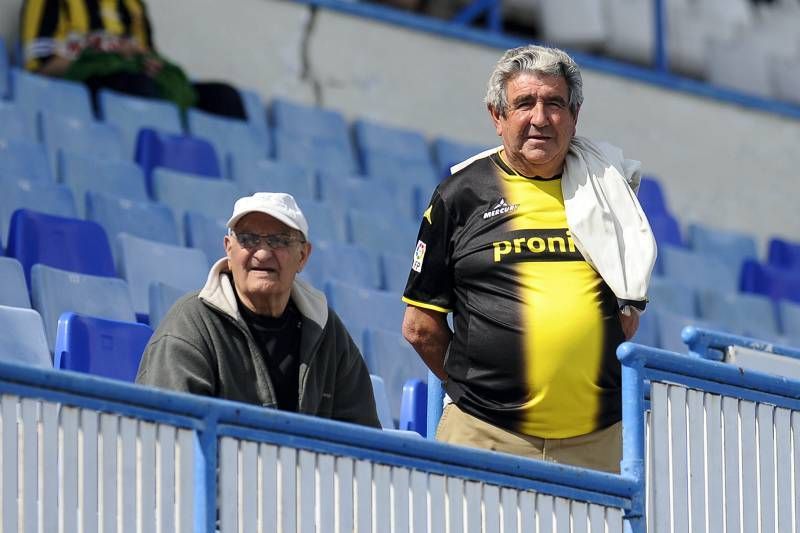 Fotogalería del partido del Real Zaragoza B y el L’Hospitalet en la Romareda