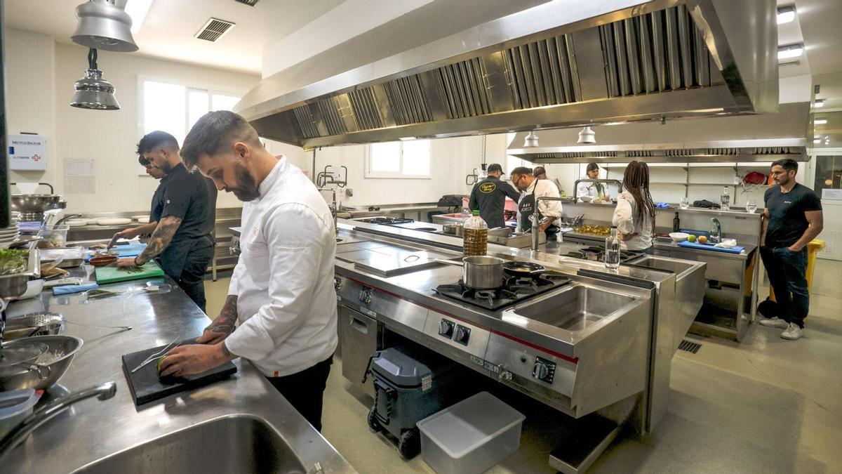 Final del Concurso de Cocina con Pescado Popular