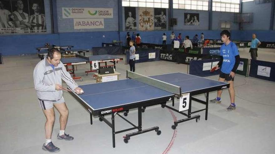 El torneo se jugó en el pabellón de Romarigo. // Santos Álvarez