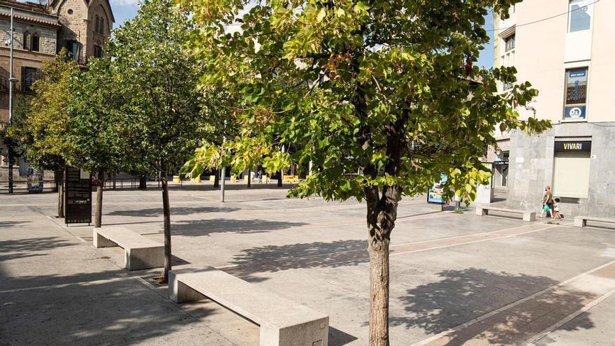 Un estudi troba a faltar ombra, bancs còmodes i aigua al Barri Antic de Manresa
