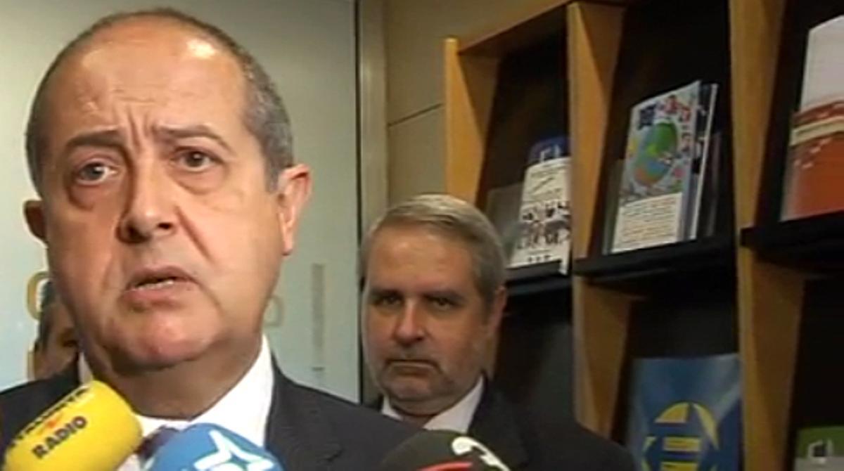 Felip Puig demana mantenir una prudència responsable i afegeix que no està davant la solució definitiva de la crisi.