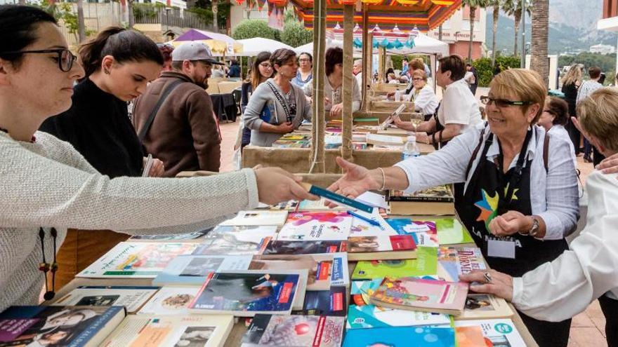 Más de 500 libros reciben una segunda oportunidad en La Nucía
