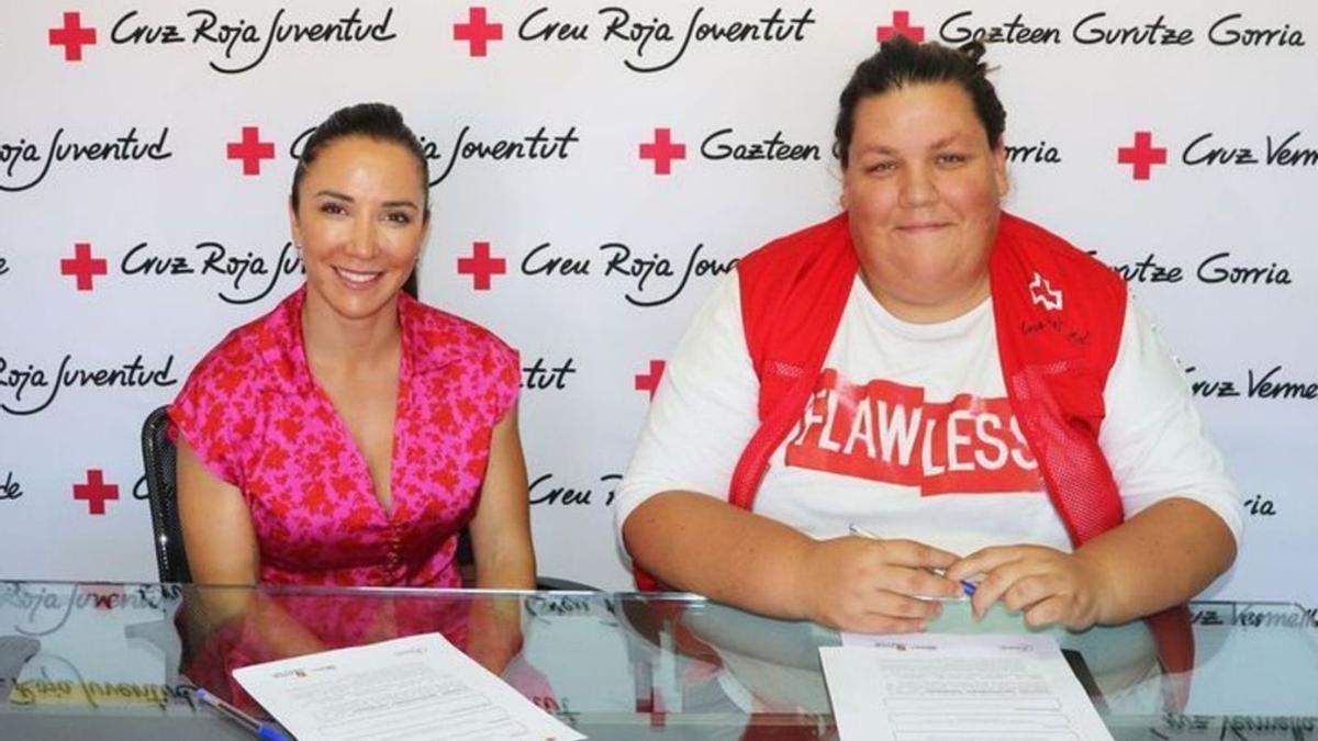 Firma de convenio de CrossCube con Cruz Roja Zamora. | Cruz Roja Zamora