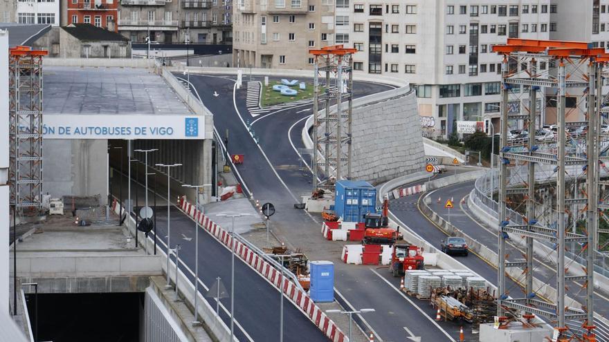 Los autobuses desde Cangas y Bueu a los hospitales empiezan a parar en la nueva estación de Vigo