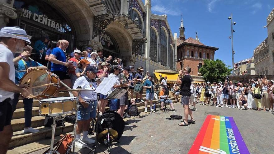 Concierto de los Gay Games por el centro de València