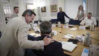 La derecha carga contra la financiación singular y el PSPV se alinea con Sánchez e Illa