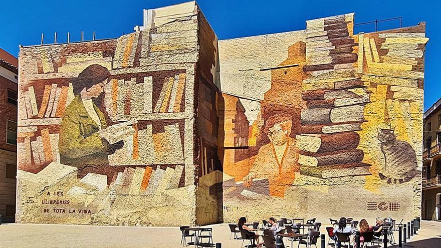 Mural d’homenatge a les llibreries a Igualada | AJ IGUALADA