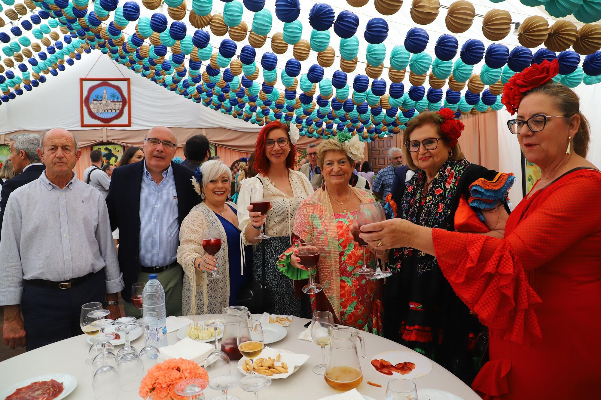 La recepción de Feria del Ayuntamiento de Córdoba en imágenes