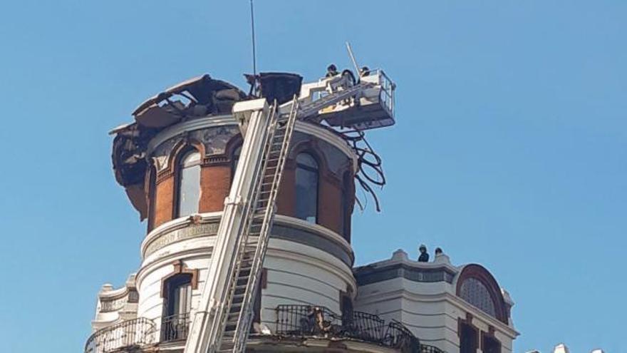 La caída de una cúpula de un edificio de Madrid provoca cuantiosos daños materiales