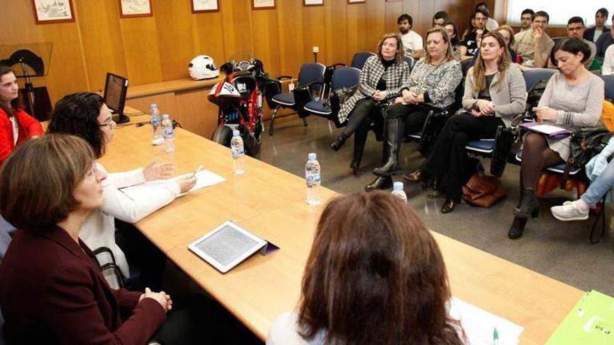 Acto sobre las mujeres universitarias en la empresa