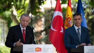 Turquía busca colaborar con España para construir un nuevo portaviones y drones de combate
