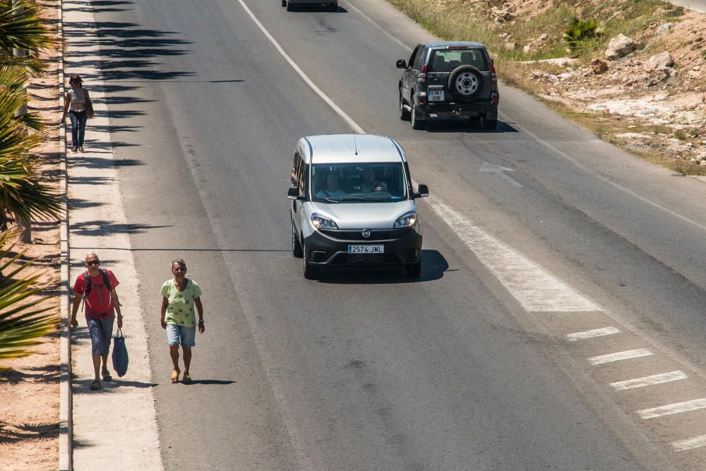 Solares abandonados en Aguas Nuevas de Torrevieja