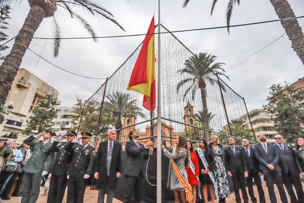 Torrevieja celebra el Día de la Constitución