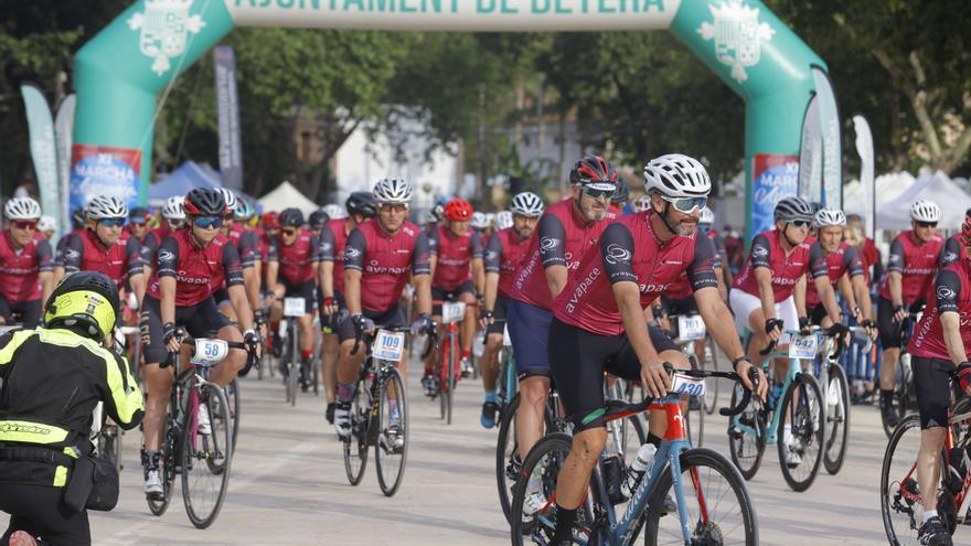 Gran éxito de la XI Marcha Cicloturista AVAPACE