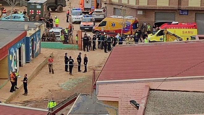 Fallece un trabajador en el derrumbe del colegio Lluís Vives de Massanassa, afectado por la DANA