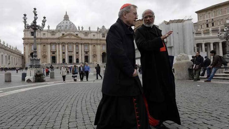 La Curia y reformistas chocan en la preparación del cónclave