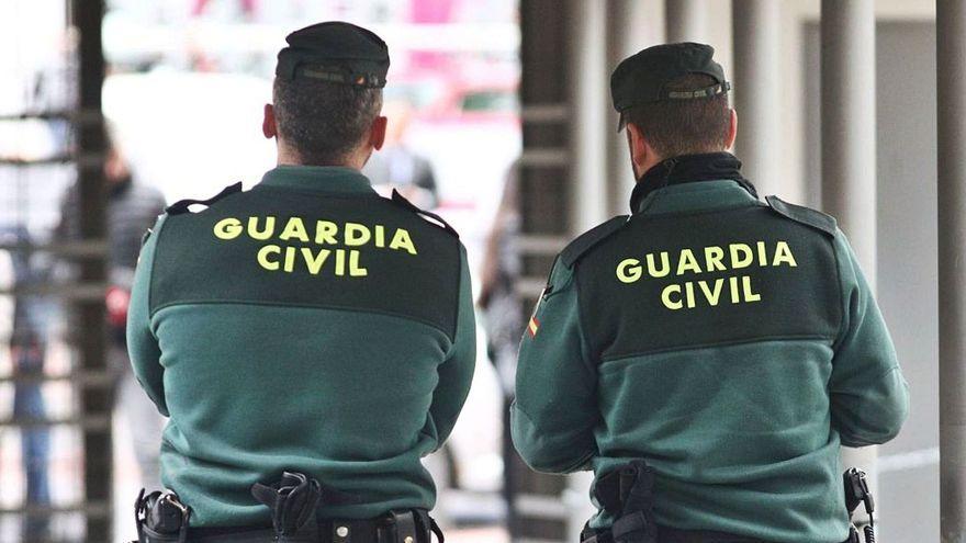 Investigan a dos hombres por robar carteras en el aeropuerto Tenerife Sur