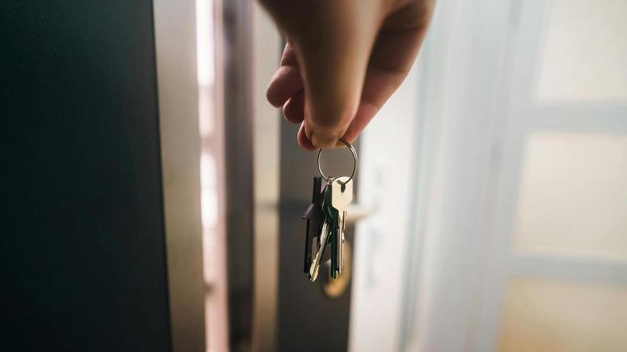 Vídeo | El artículo 9 de la Ley de Propiedad Horizontal lo deja claro: la comunidad de vecinos puede entrar legalmente en tu casa