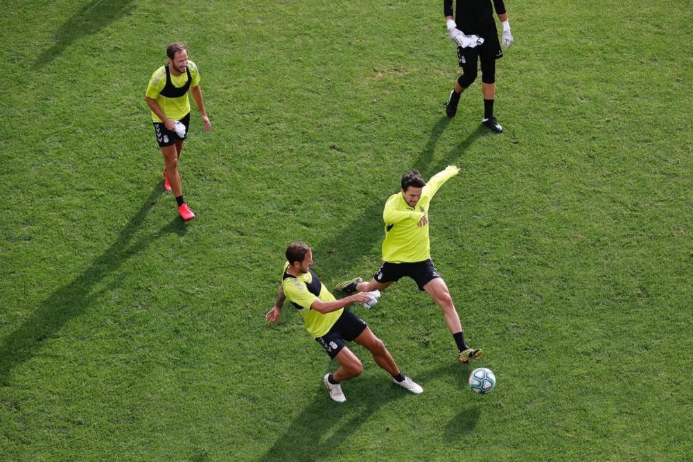 Primer entrenamiento de la UD Las Palmas en su fas