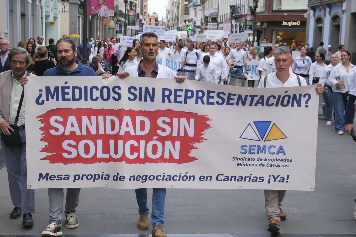 Manifestación de médicos en Las Palmas de Gran Canaria Manifestación de médicos en Las Palmas de Gran Canaria