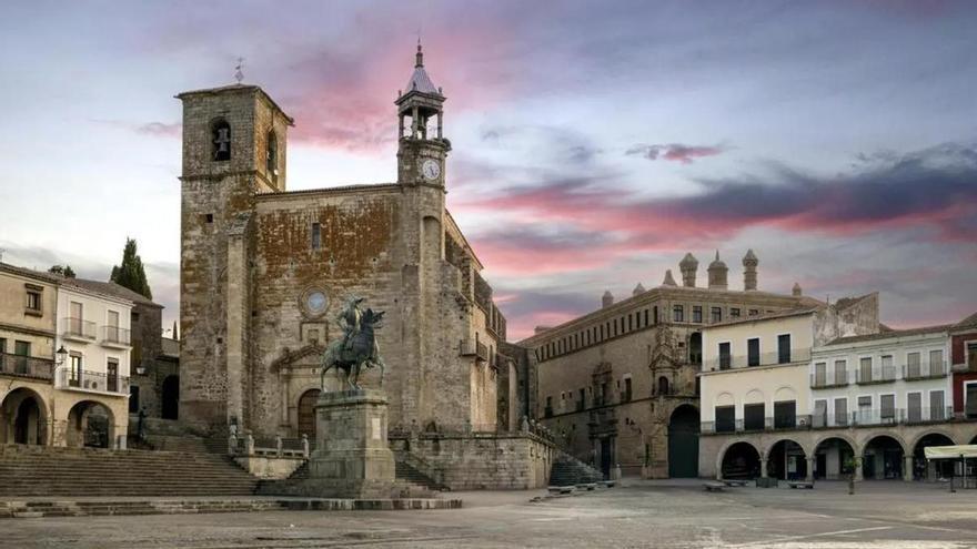 El pueblo más bonito de Cáceres está repleto de palacios renacentistas: dicen que "todo el mundo debería visitarlo una vez en la vida"