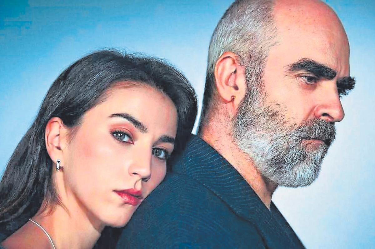 Claudia Salas i Luis Tosar, els protagonistes de la sèrie de Netflix «Salvador».