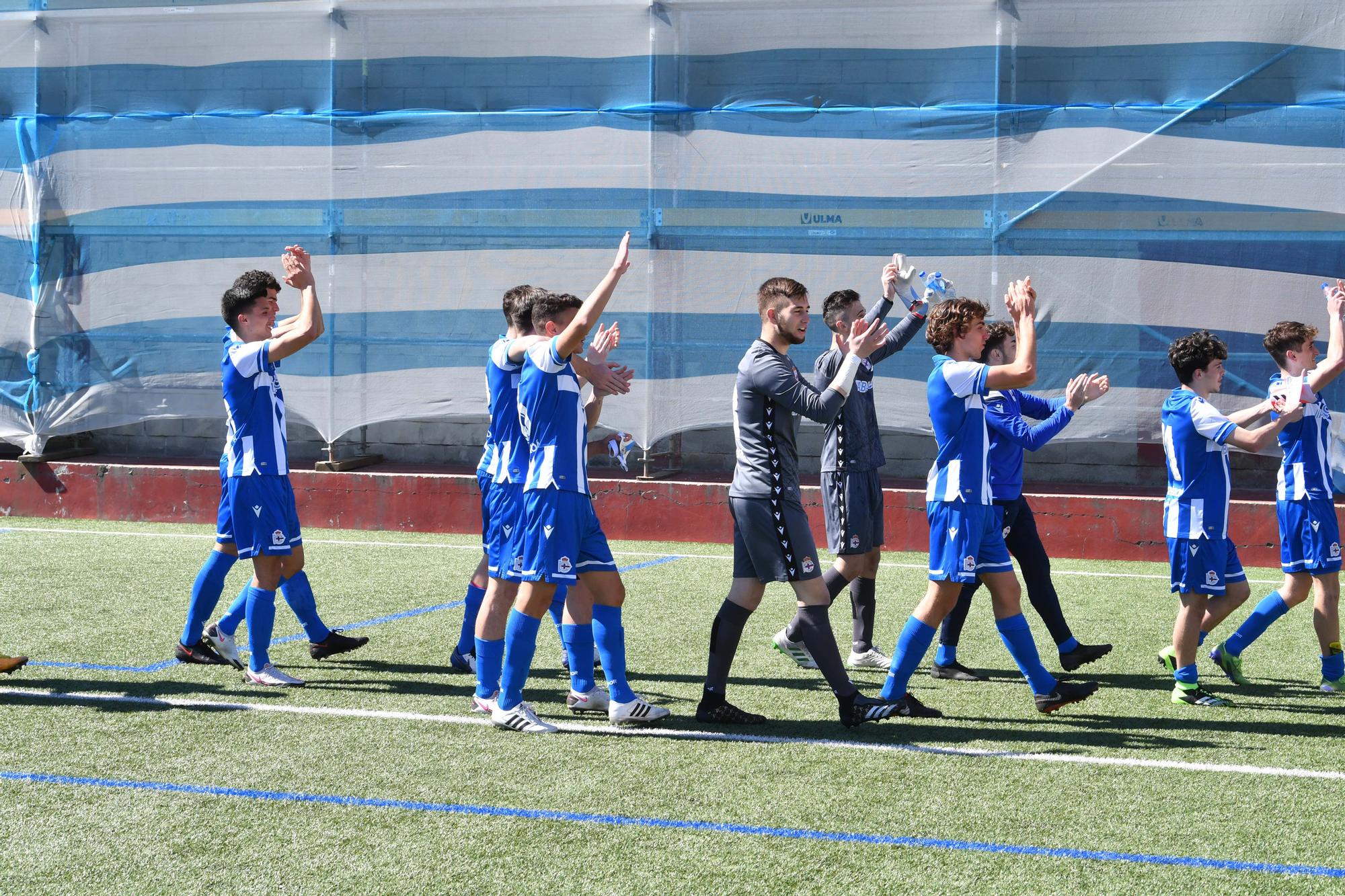 El Dépor juvenil le gana 0-2 al Calasanz y se impone en la fase gallega de la División de Honor