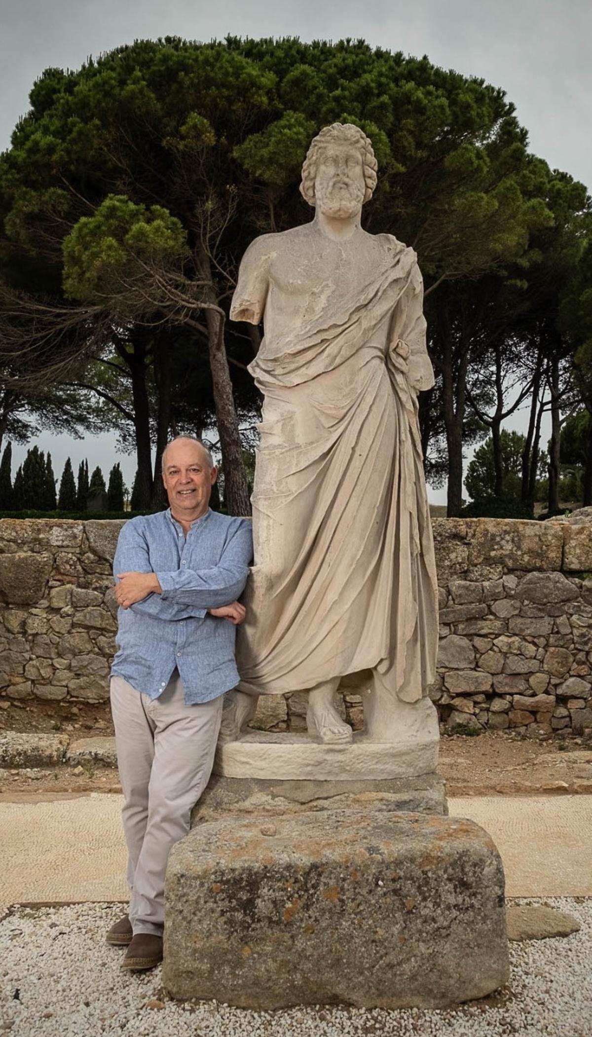 L'hel·lenista figuerenc Eusebi Ayensa.