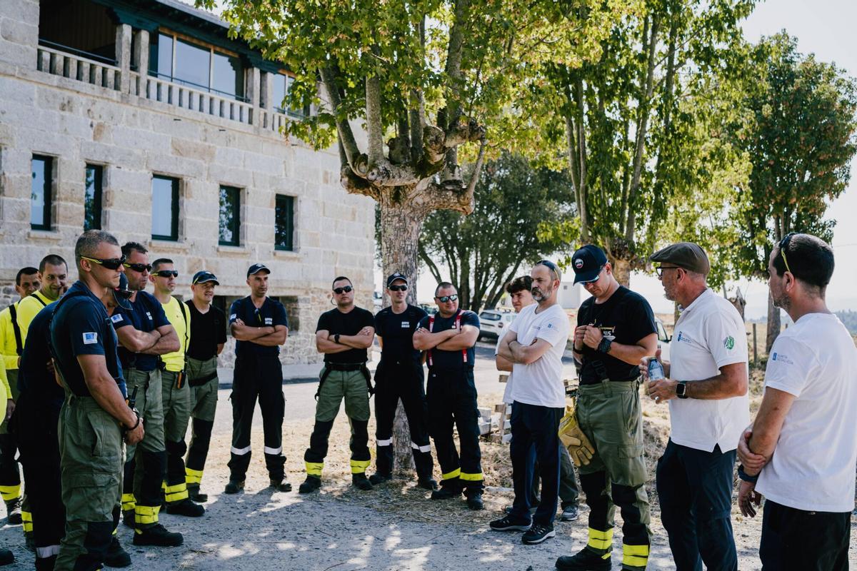 Toén enseña a Europa a combatir el fuego extremo