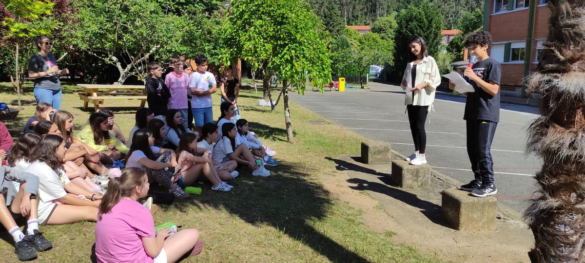 EN IMÁGENES: El alumnado del colegio El Vallín de Piedras Blancas viaja por trece países con el instituto La Magdalena de Avilés EN IMÁGENES: El alumnado del colegio El Vallín de Piedras Blancas viaja por trece países con el instituto La Magdalena de Avilés
