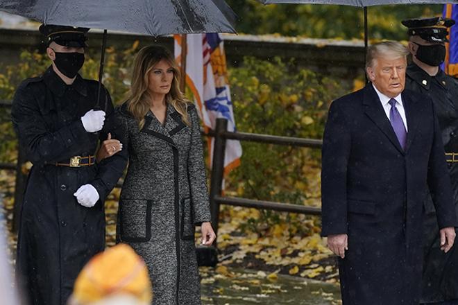 Melania y Donald Trump en el día del veterano