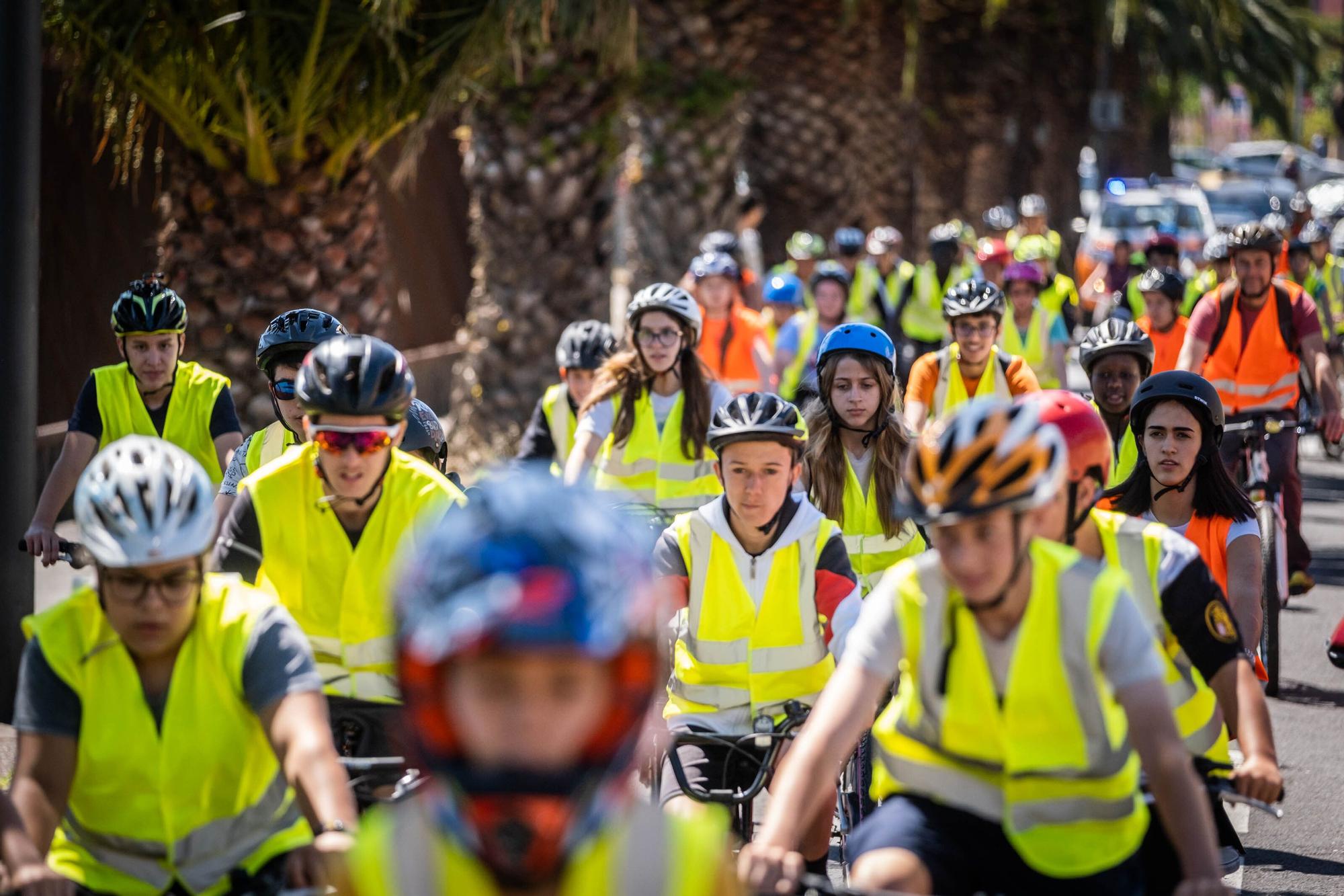 Marcha Ciclista Escolar Intercentros San Benito con B de Bici