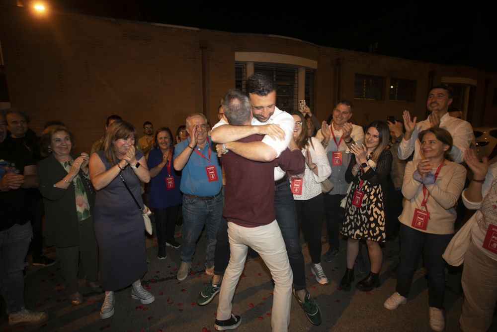 El PSPV-PSOE de Sagunt celebra en su sede una victoria histórica