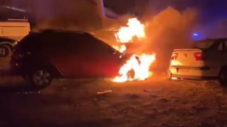 Arde un coche en Las Palmas de Gran Canaria